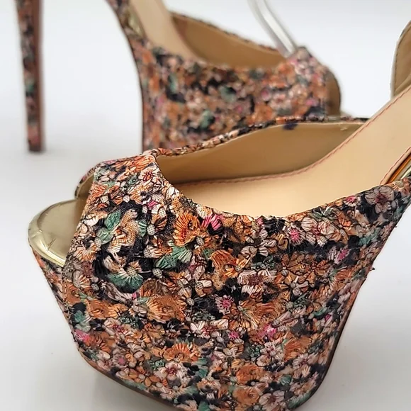 BETSEY JOHNSON ๐ sz9.5 Bandit Stacked Platform Stiletto SEXY! ๐ฅ๐ฅ - Picture 13 of 13